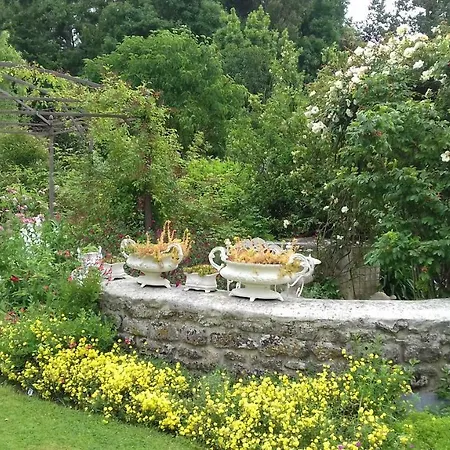 Gite Du Jardin Des Sources Vaux-sur-Seulles Exterior foto